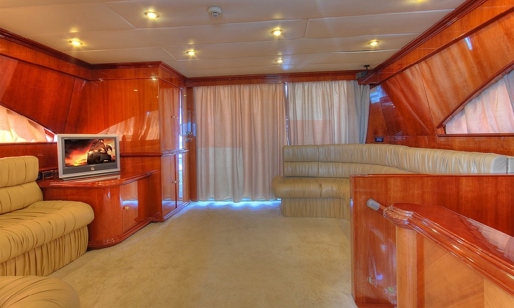 Interior00002.jpg