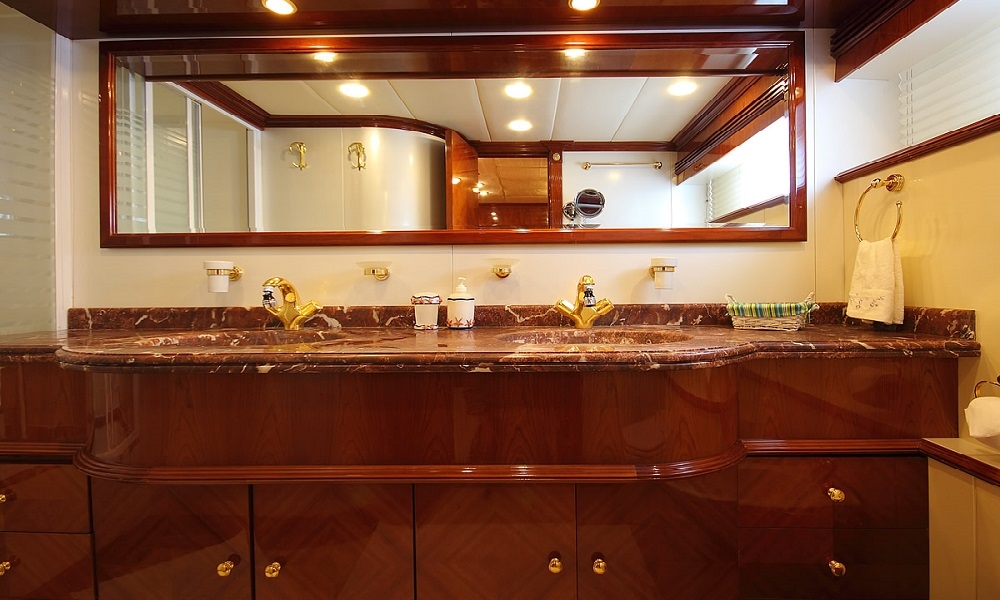 Interior00011.jpg
