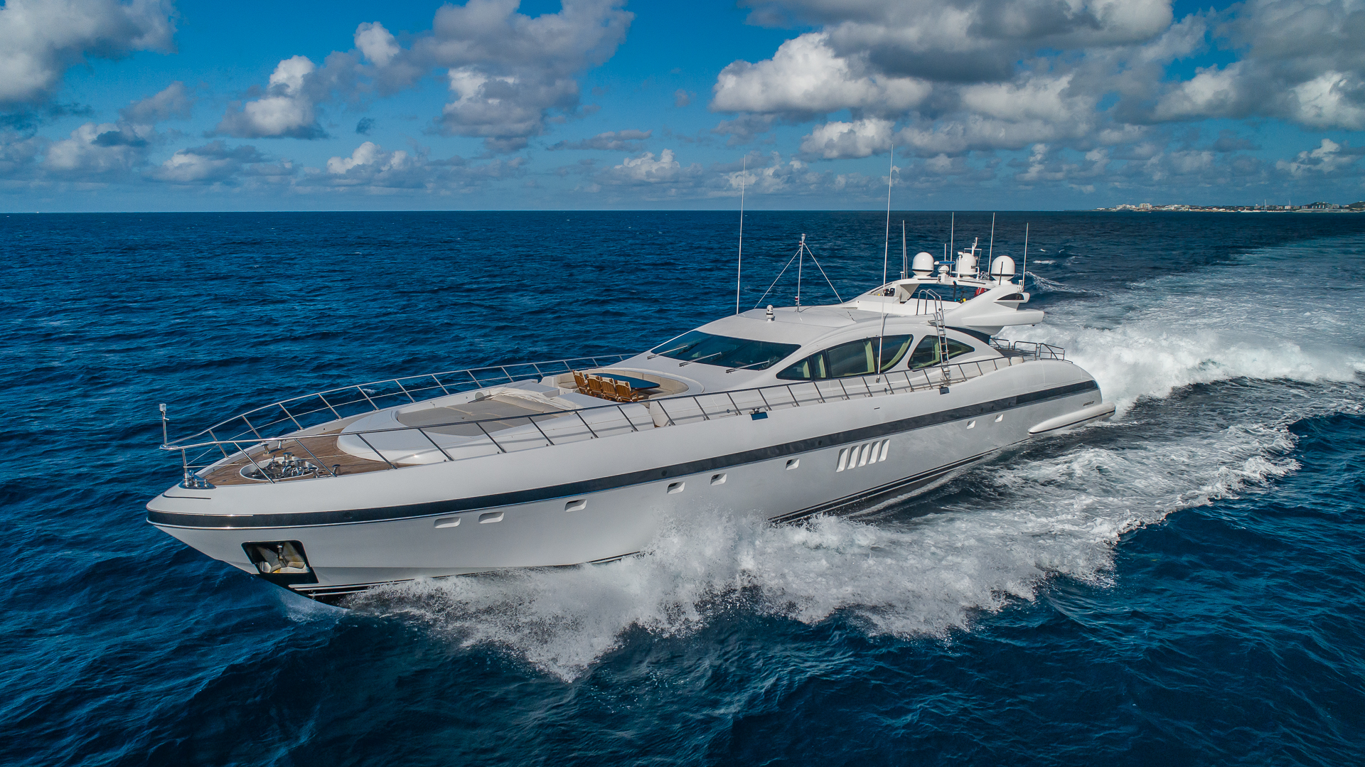 JOMAR yacht .jpg