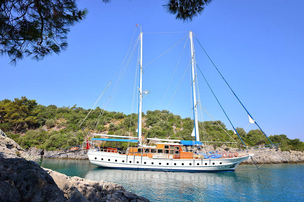 Kayhan-5-in-Bay.jpg