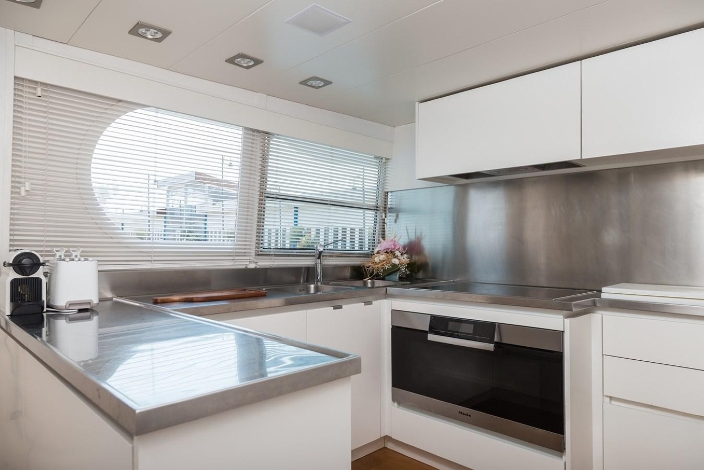 Kitchen .jpg