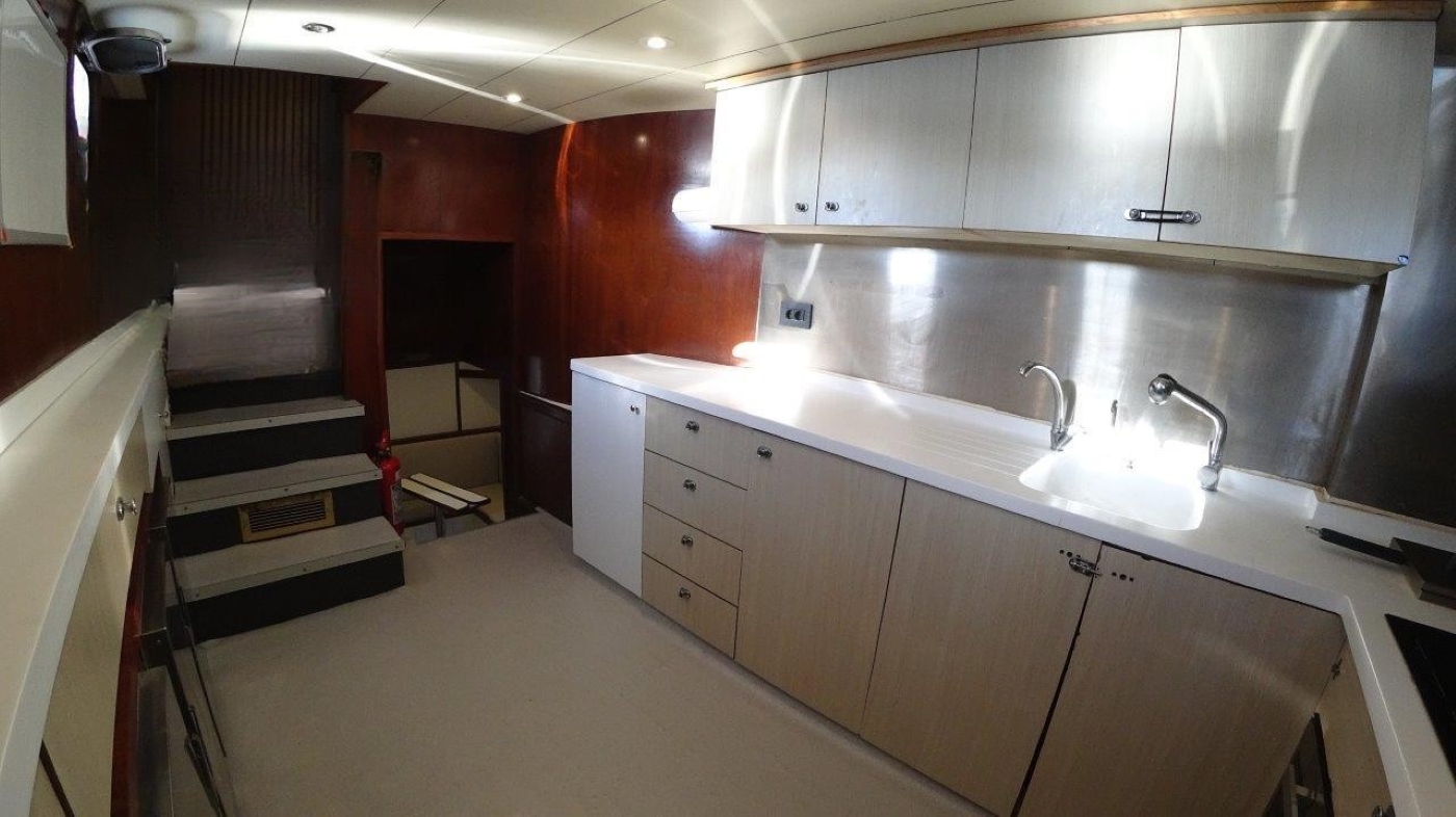 Kitchen Area  01.jpg