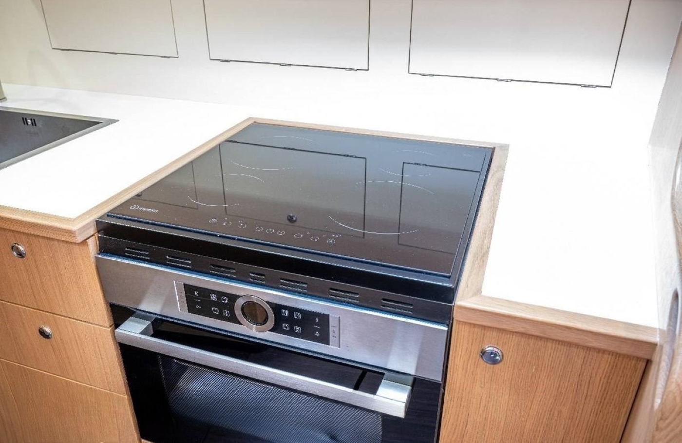 Kitchen Area 0.jpg