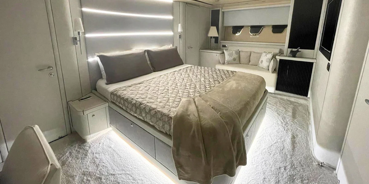 LIGHT-BLUE-Luxury-Charter-Yacht-Sunseeker-Predator-82-Double-Bed-Cabin.png