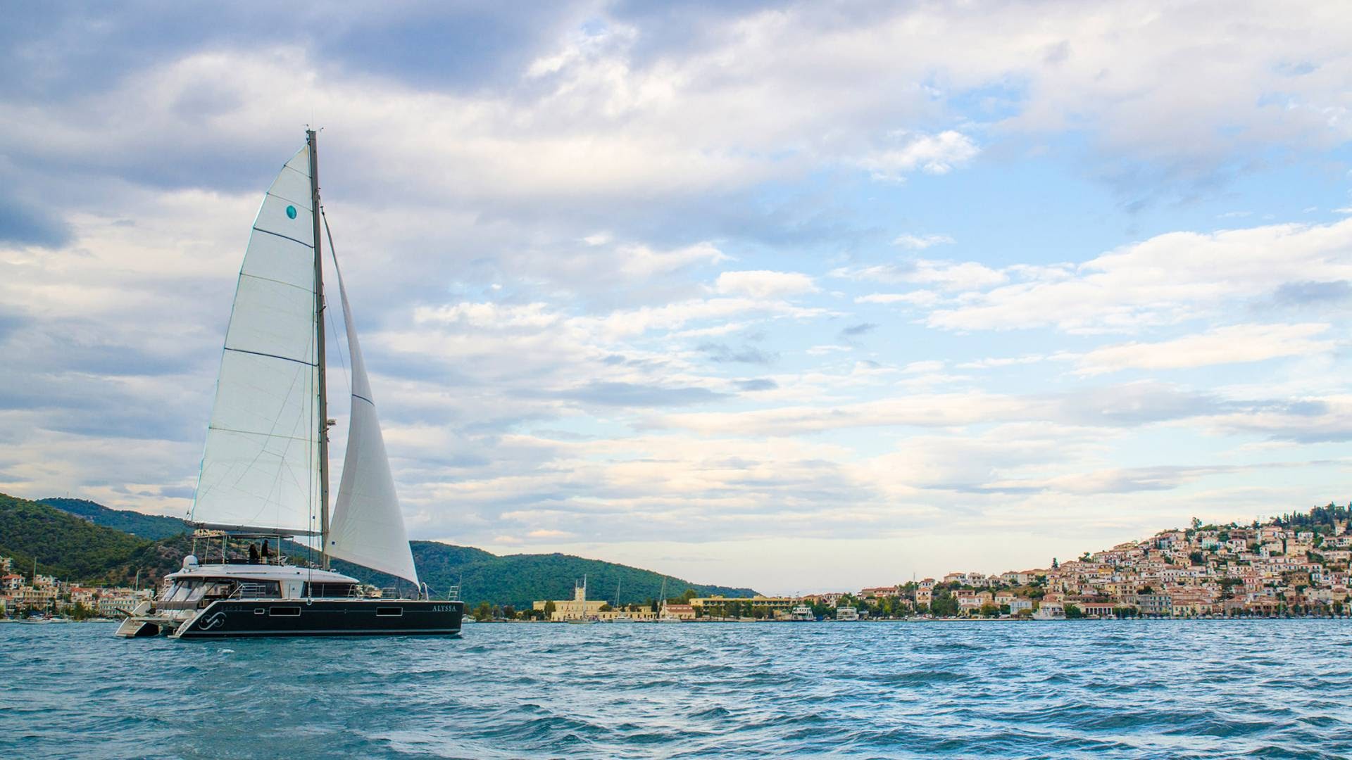 Lagoon catamaran ALYSSA in the Med.jpg