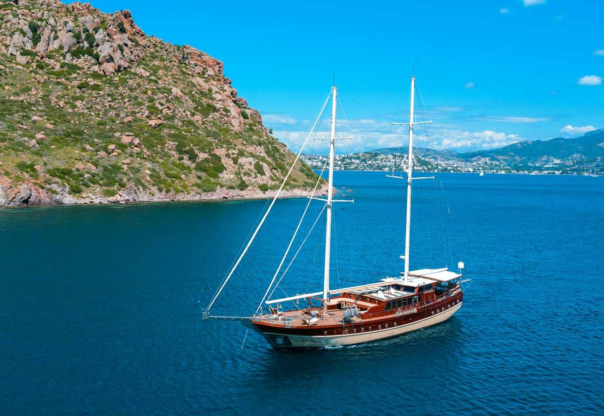 Let's Dance sailing yacht.jpg