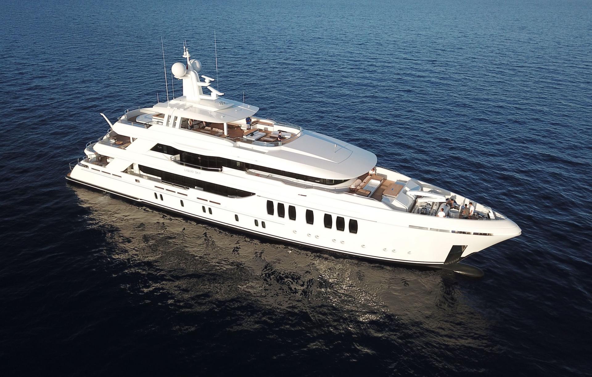 Liquid-Sky-by CMB-Yachts - Profile.jpg