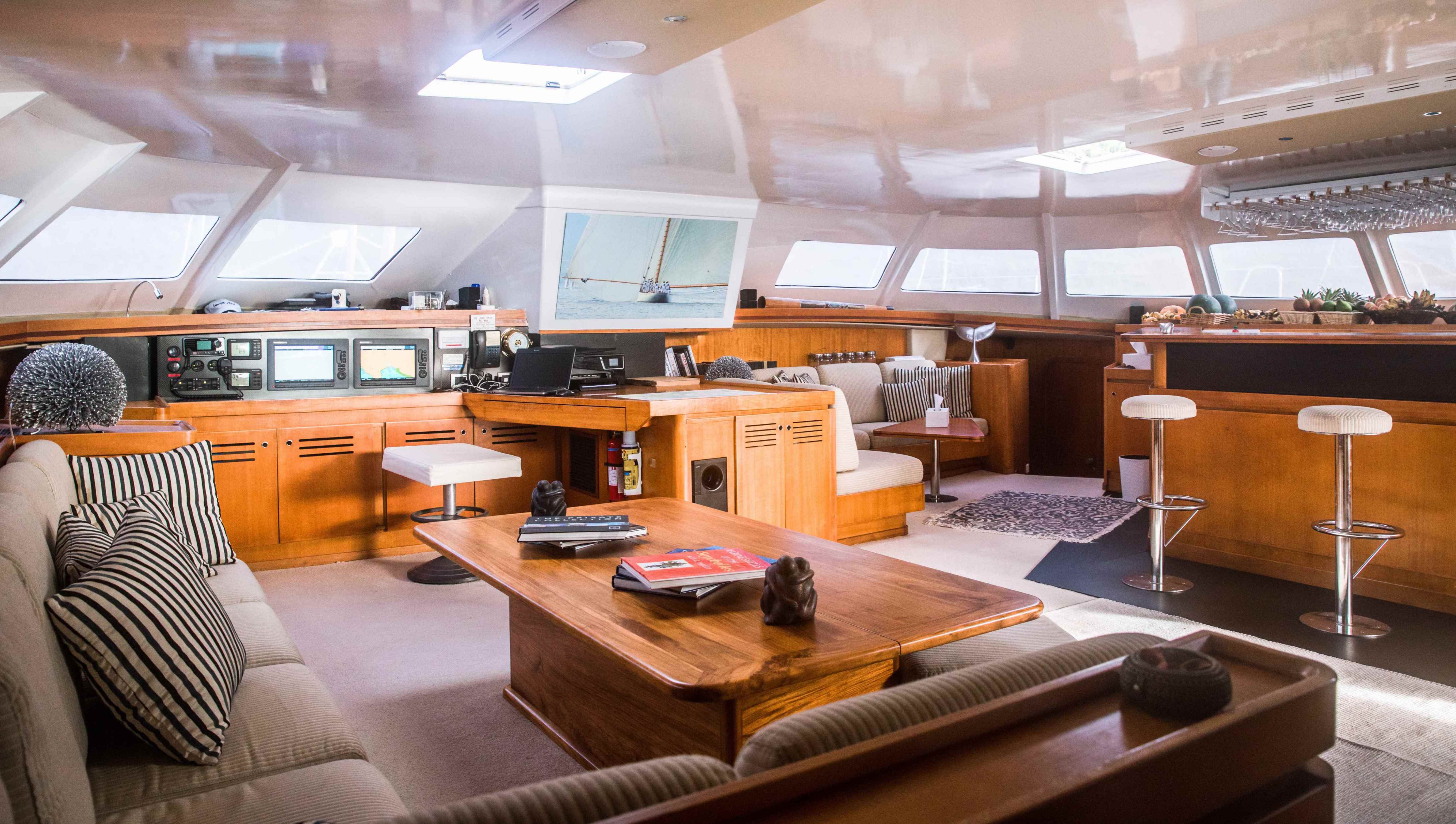 Lonestar interior.jpg