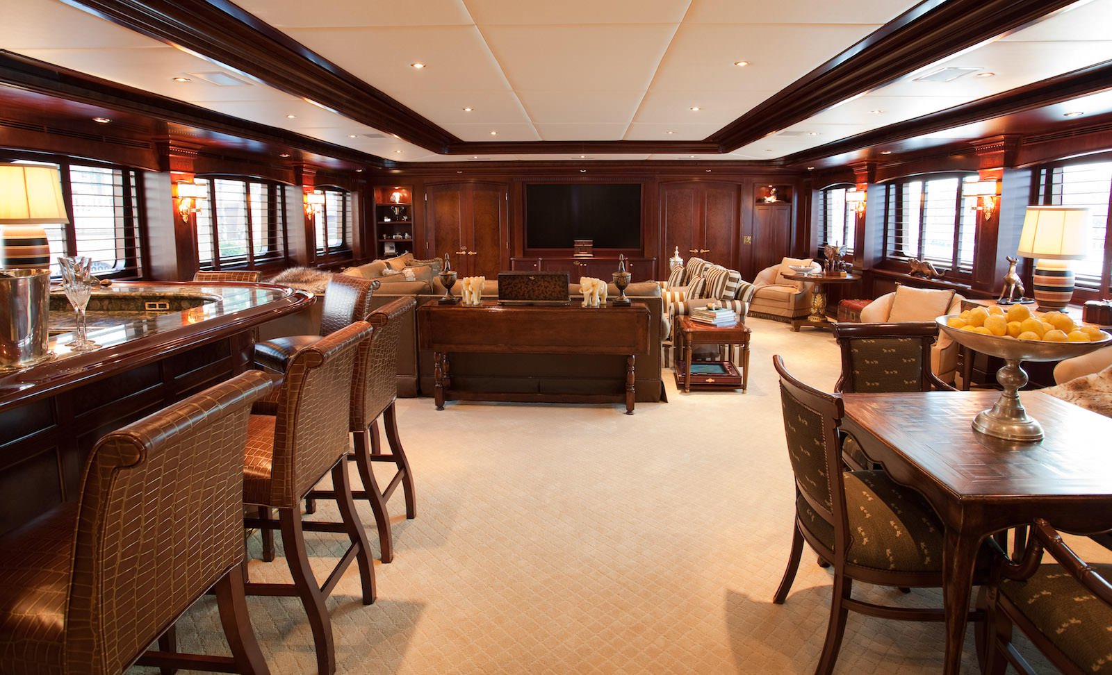 Lounge 4.jpg