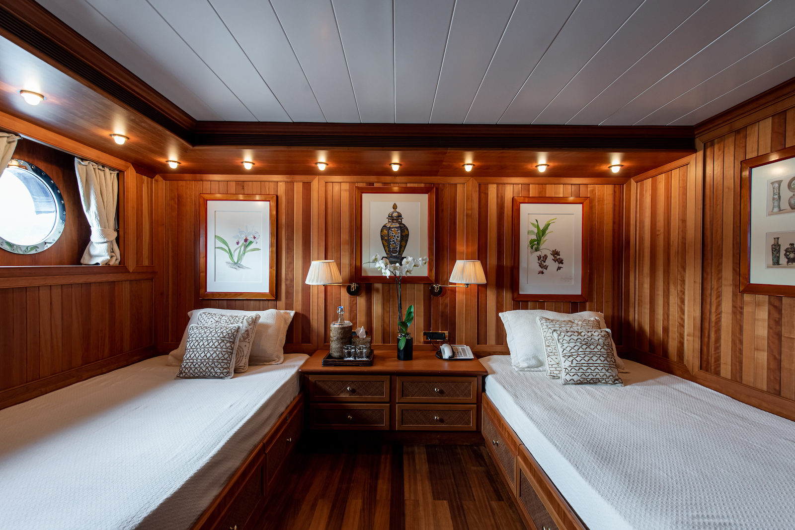 Lower deck Twin cabin.jpg