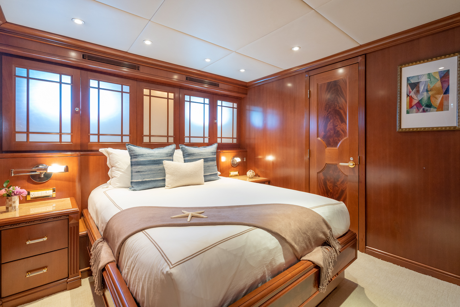 Lower deck port forward queen.jpg