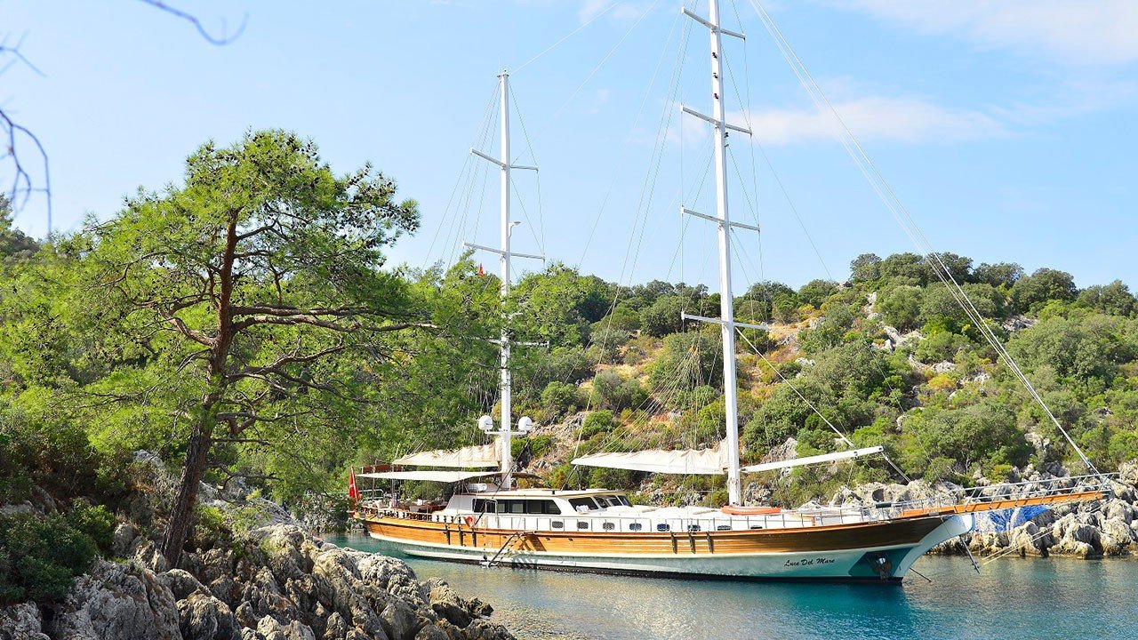 Luce Del Mare luxury gulet sailing yacht.jpg