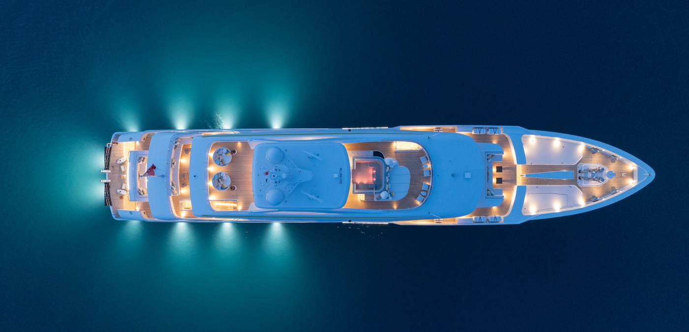 Luxuary Superyacht SOLEMATE.jpg