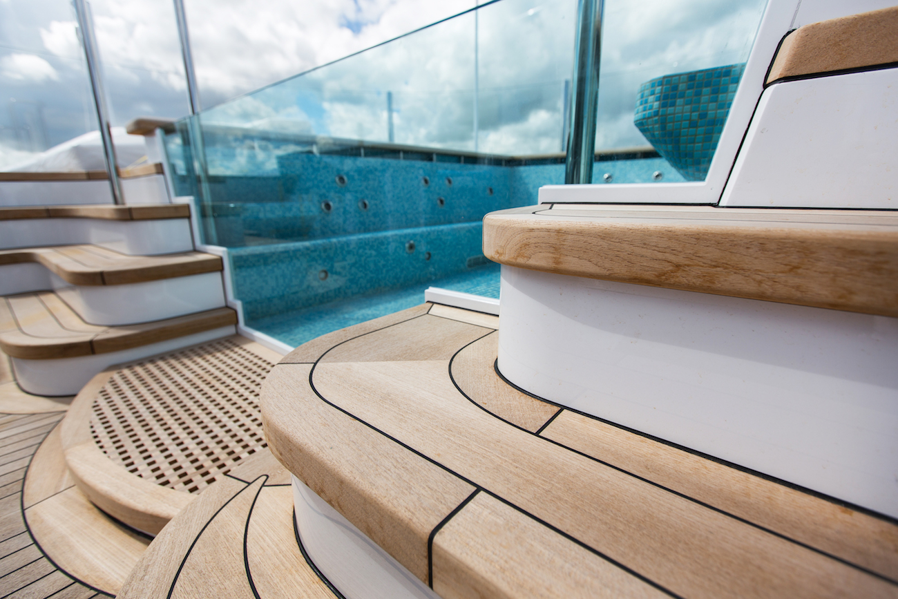 Luxurious onboard Jacuzzi pool.jpg