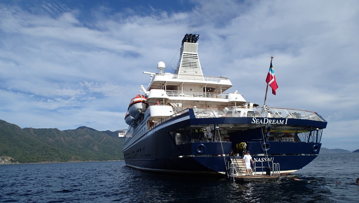 Luxury Crusie Yacht SEA DREAM - Aft.jpg