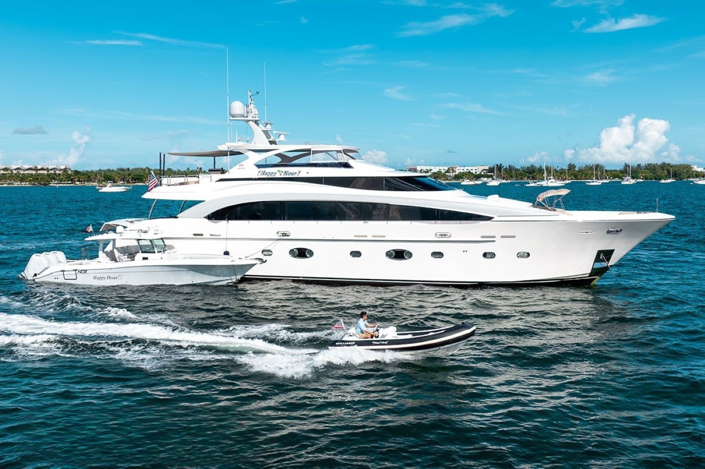 Luxury Superyacht HAPPY HOUR.jpg