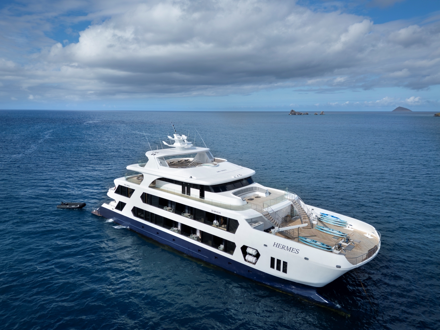 Luxury Superyacht HERMES.jpg