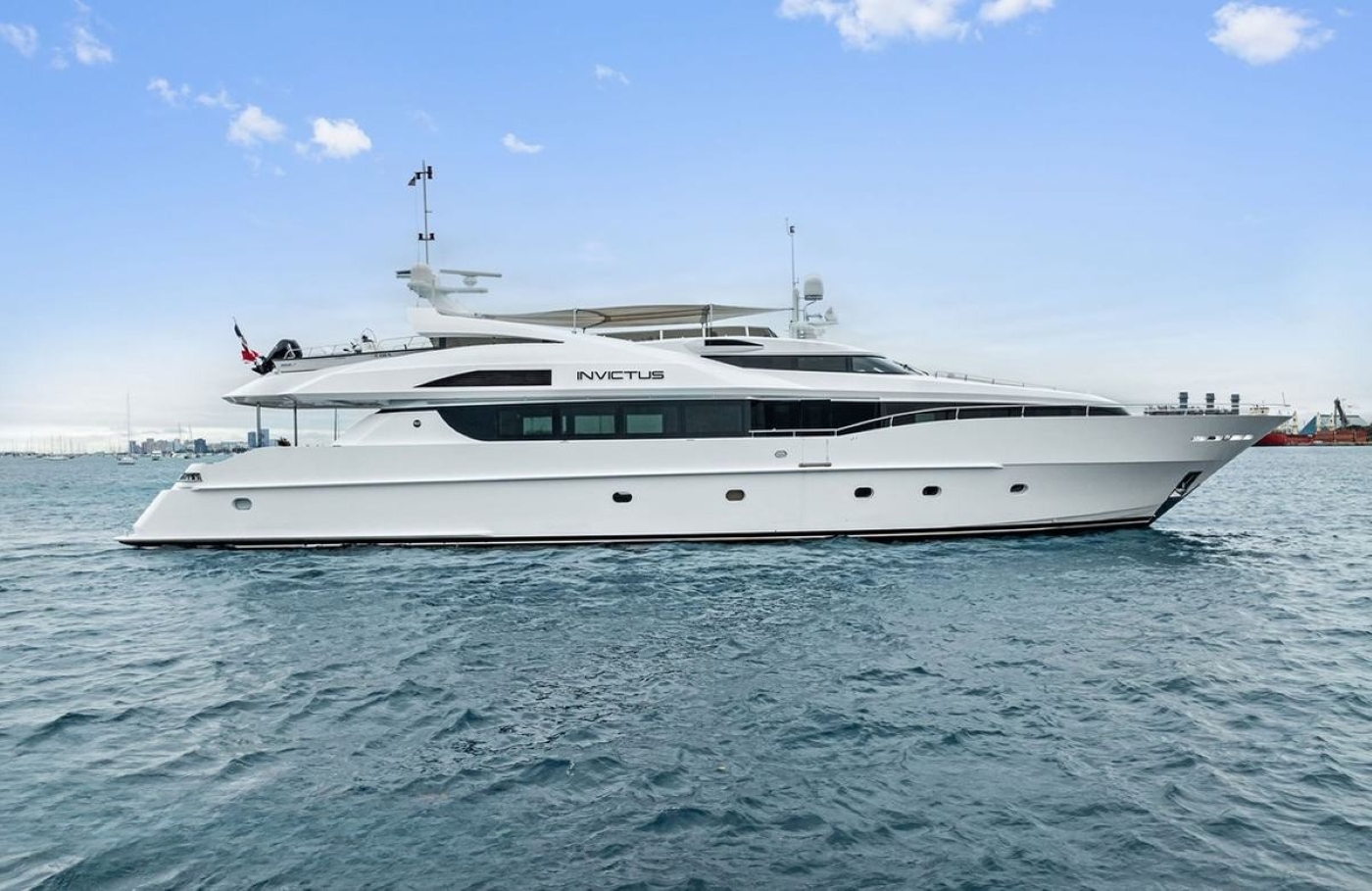 Luxury Superyacht INVICTUS.jpg