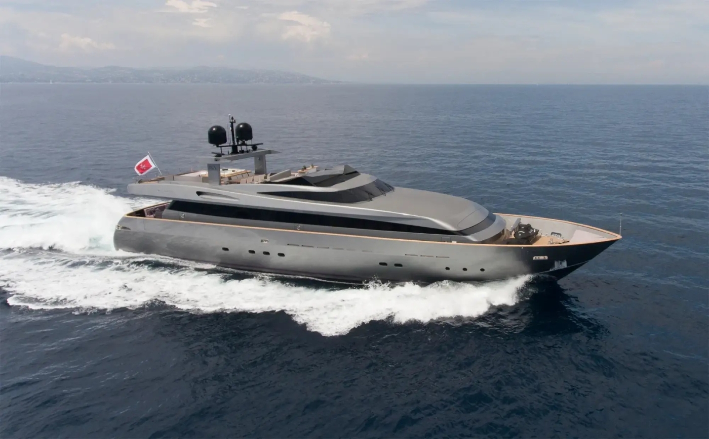 Luxury Superyacht IROCK.jpg