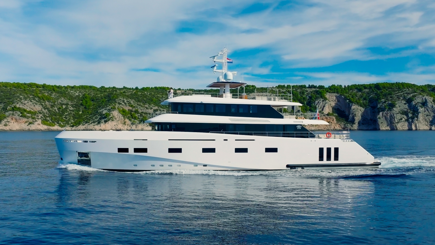Luxury Superyacht RENATA.jpg