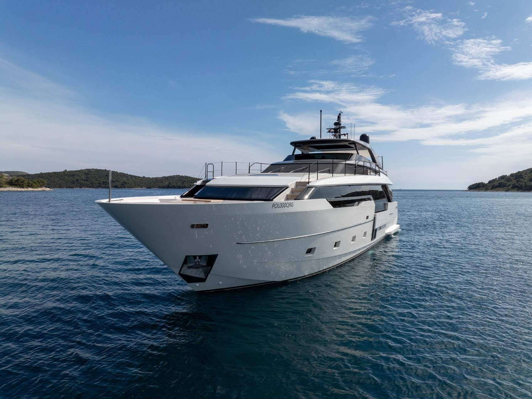 Luxury motor yacht DESTINO.jpg