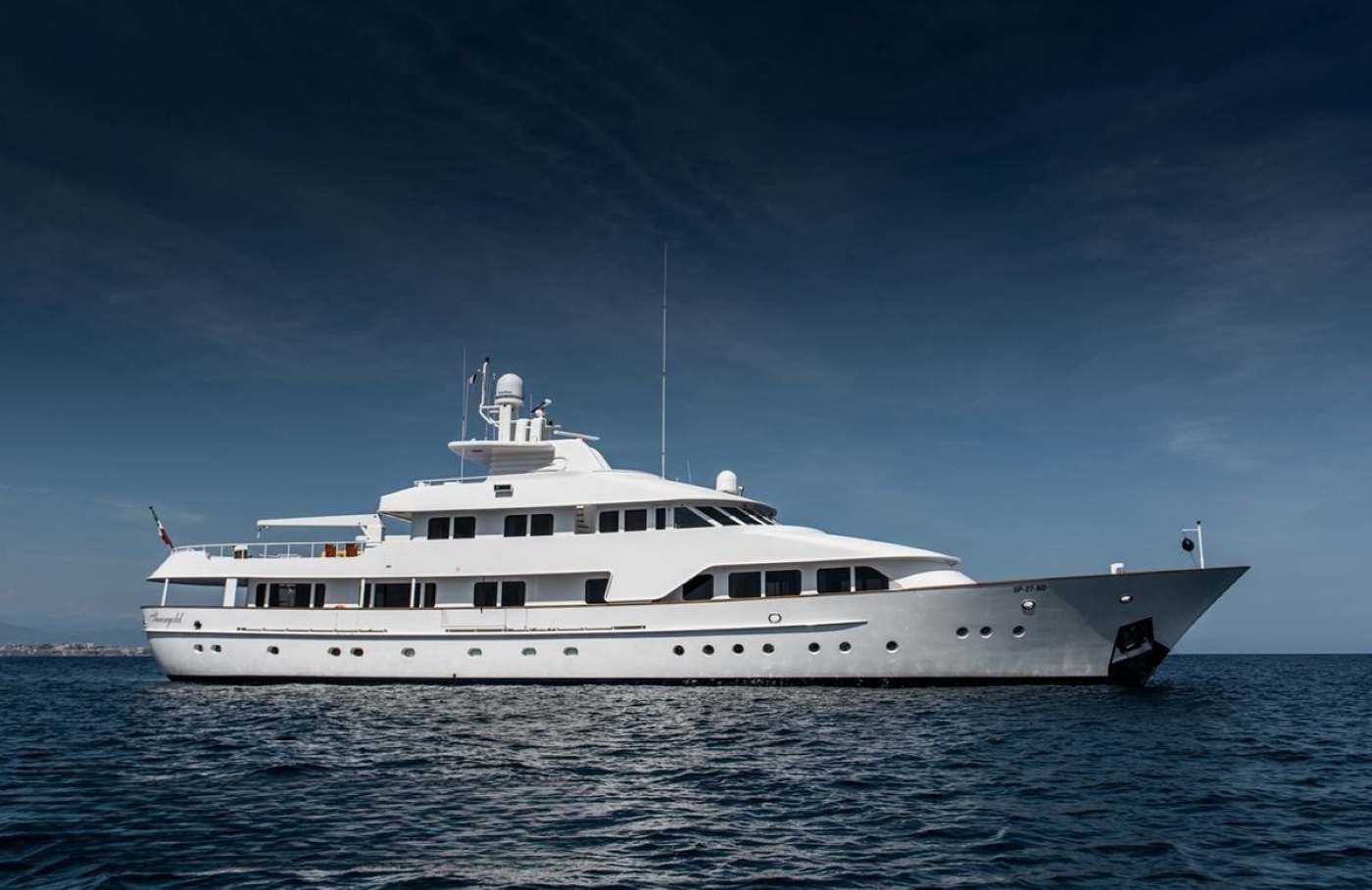 Luxury superyacht Sheergold.jpg