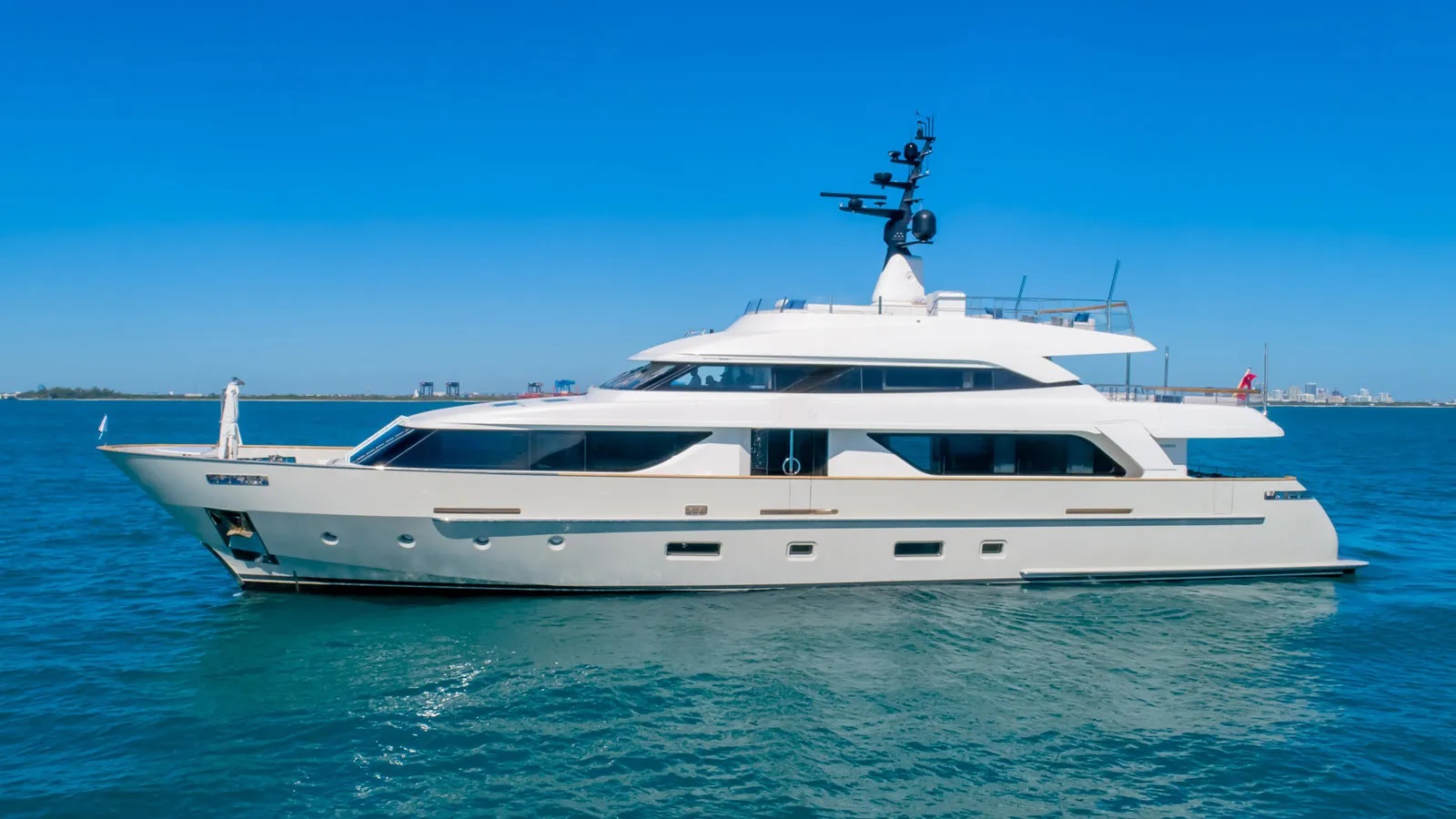 Luxury yacht PHOENIX.jpg