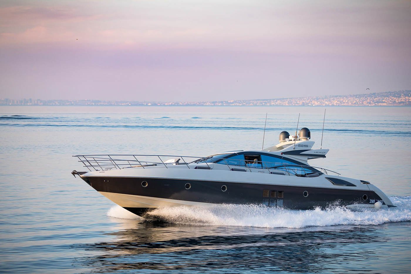 Luxury yacht ZEUS.jpg