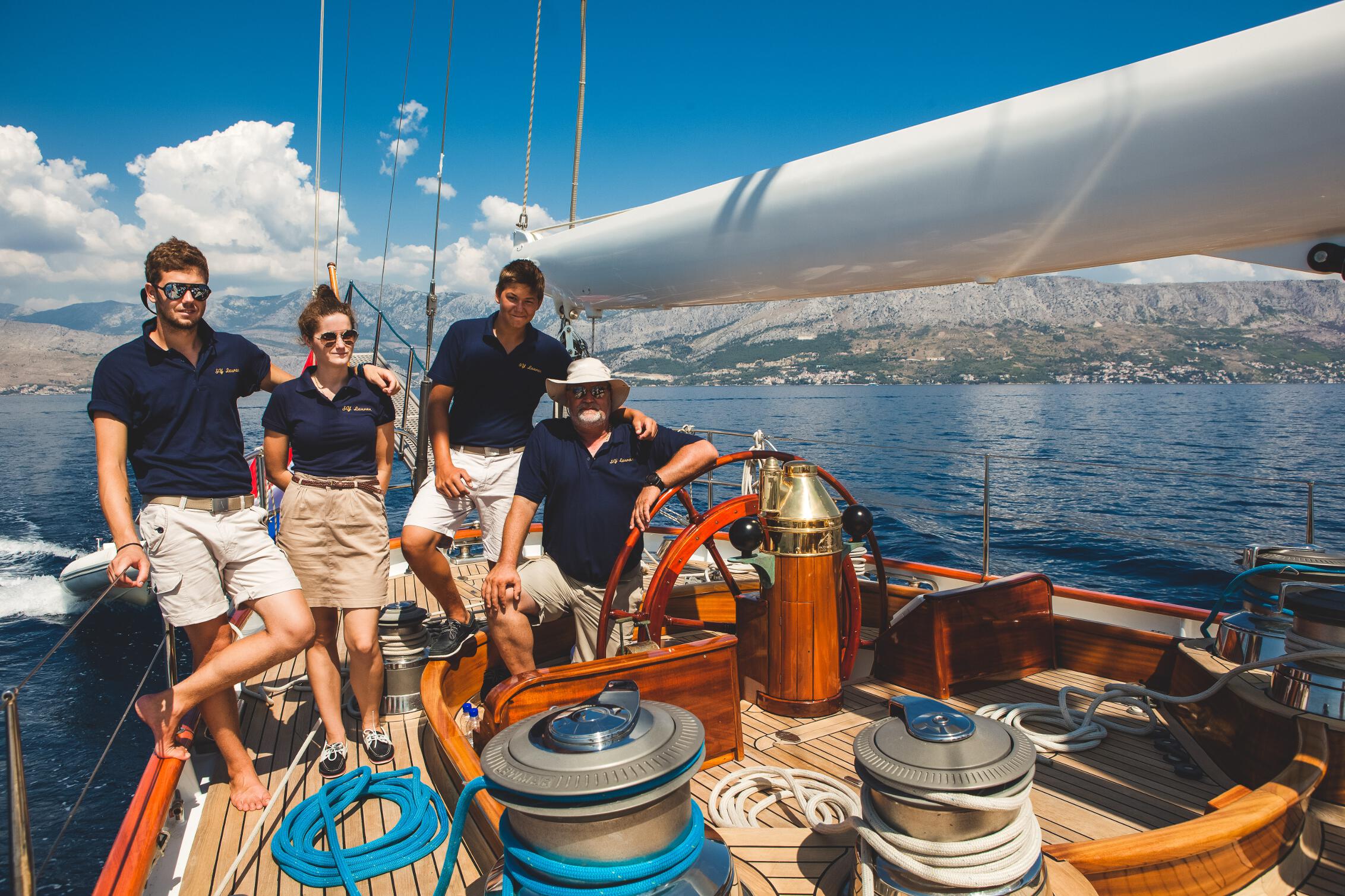 Luxury yacht charter 00011.jpg