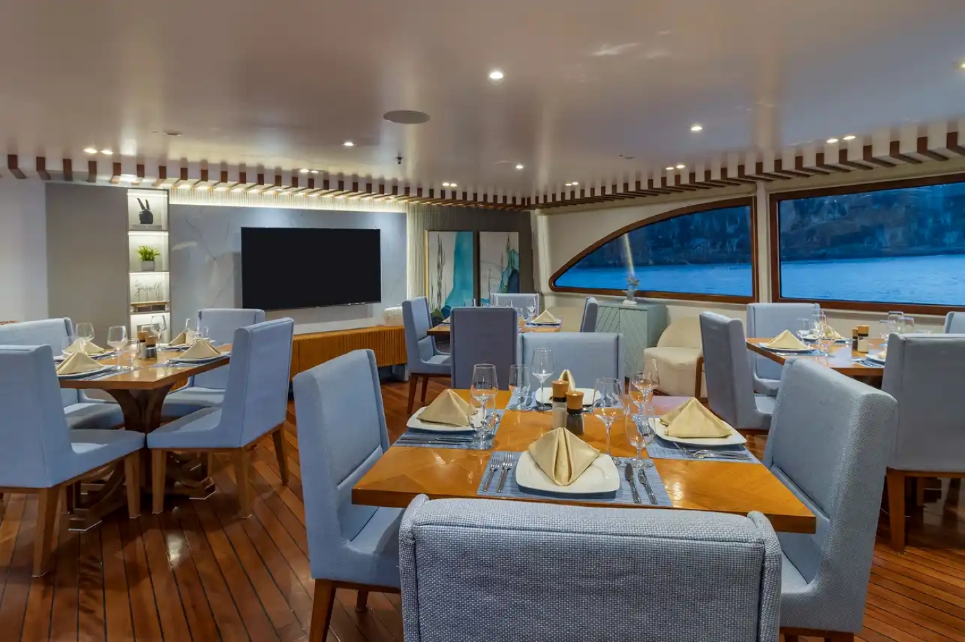 Main Dining Area .jpg