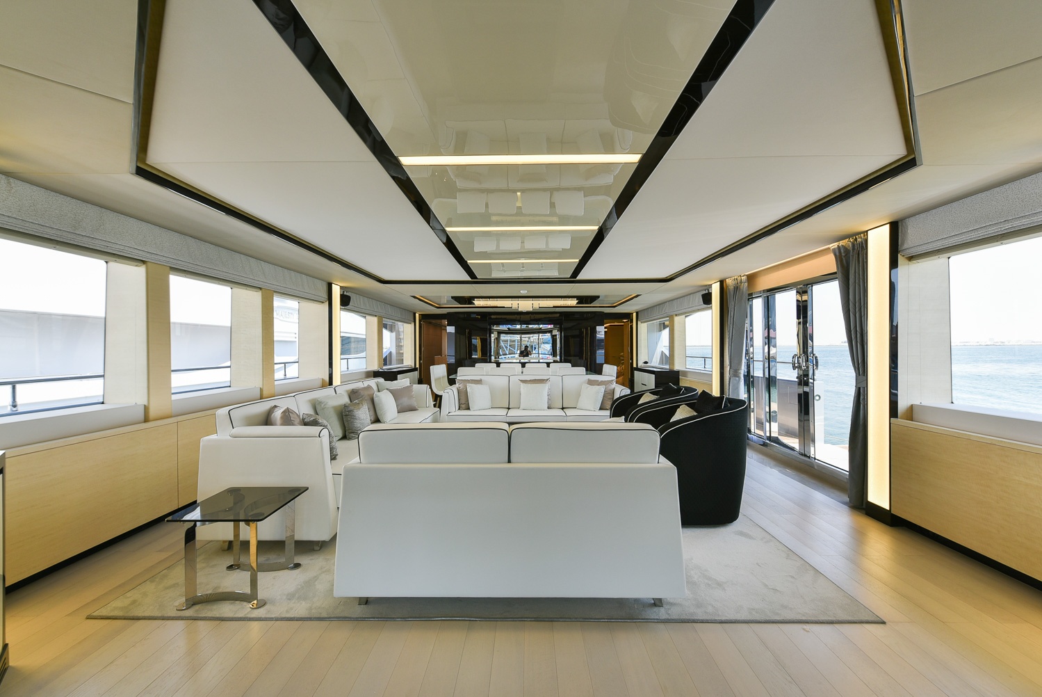 Main Salon  00005.jpg