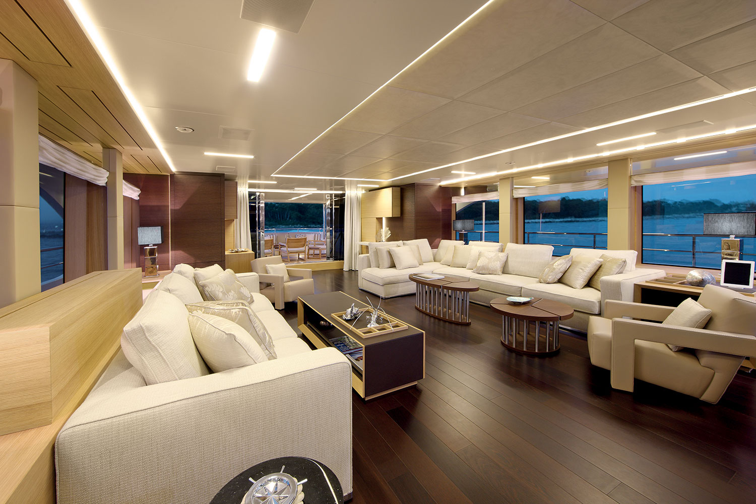 Main saloon with large sofas - BS003.jpg