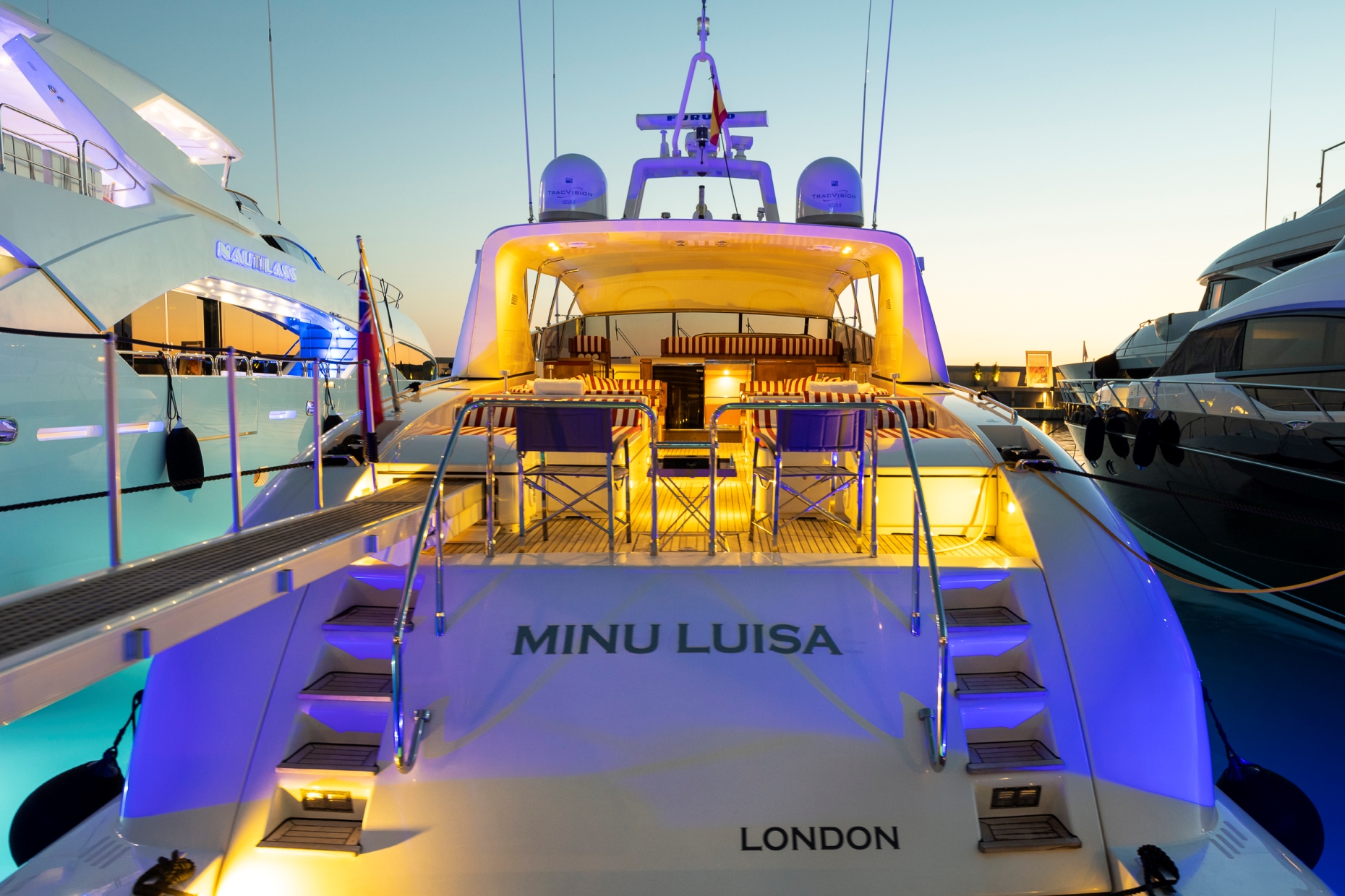 Mangusta Yacht MINU LUISA - Berthed at night.jpg