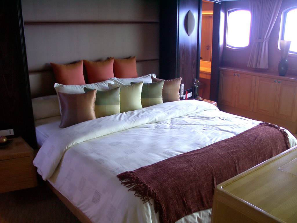 Master Cabin 1.jpg