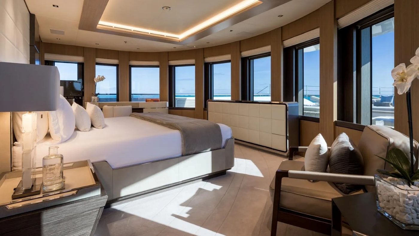 Master Stateroom 04.jpg