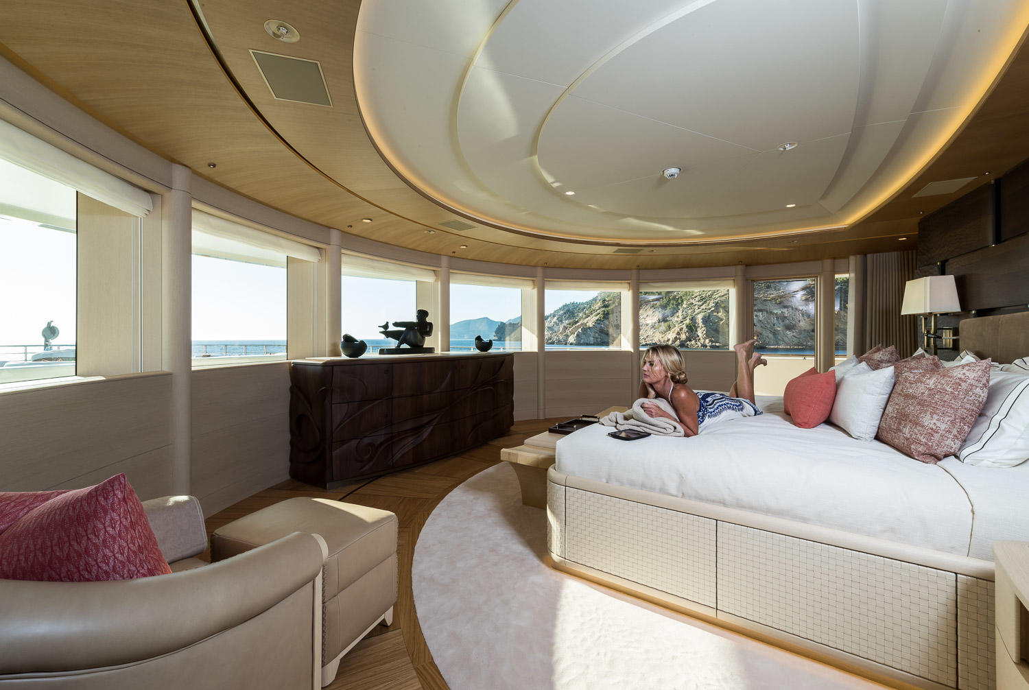 Master Suite - Limited Edition 272 Amels Yacht - From EUR€ 1,200,000.00.jpg