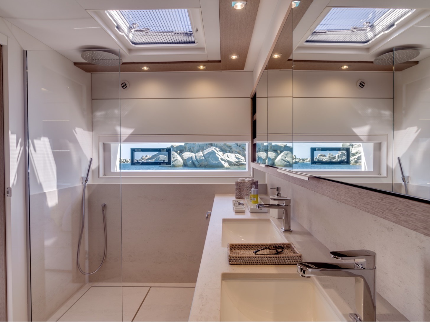 Master ensuite with views.jpg