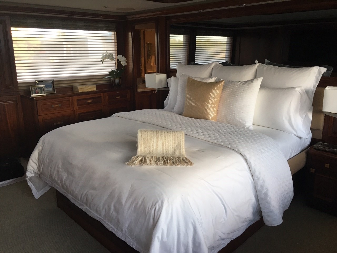 Master stateroom on deck.jpg
