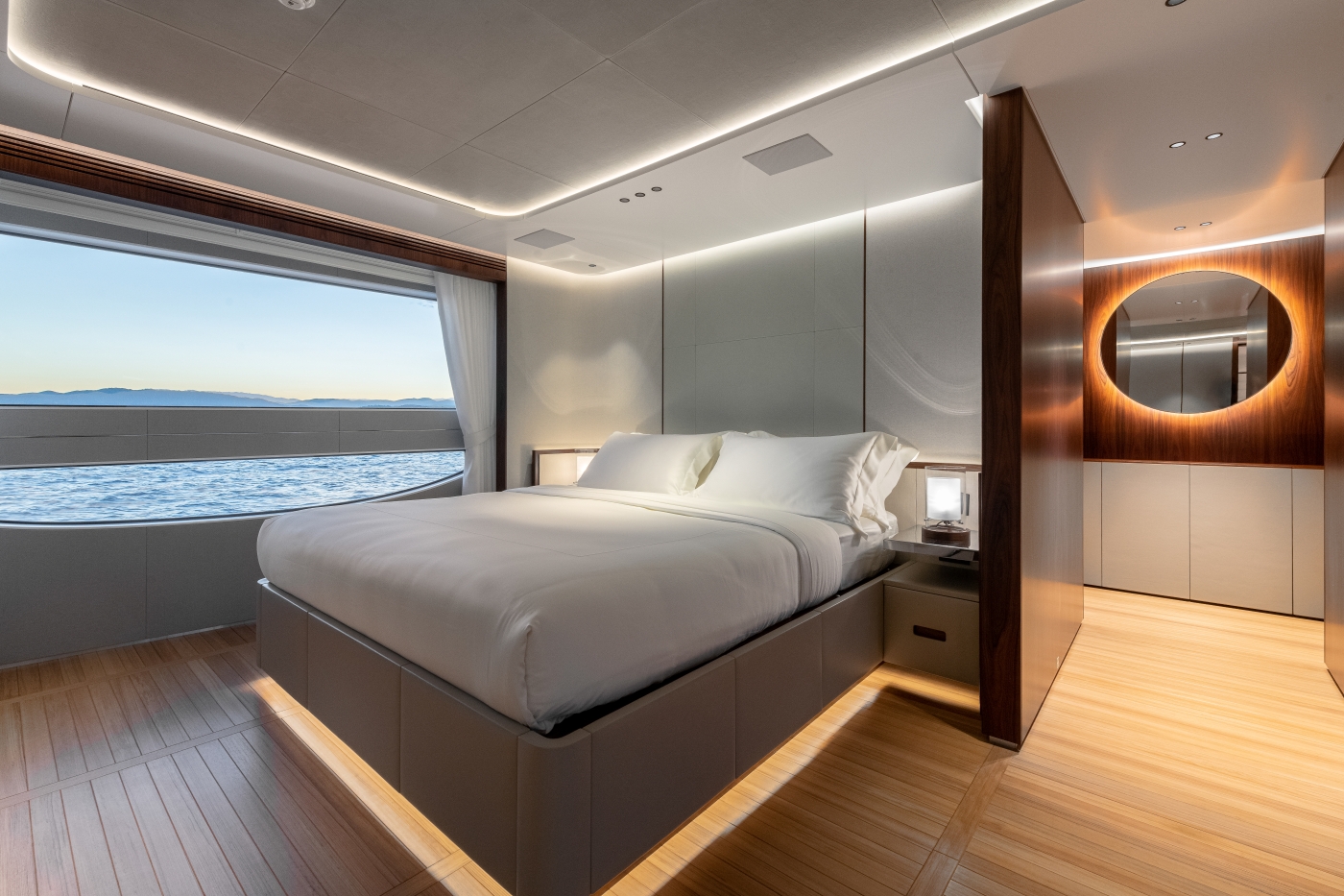 Mastrer Stateroom 01.jpg