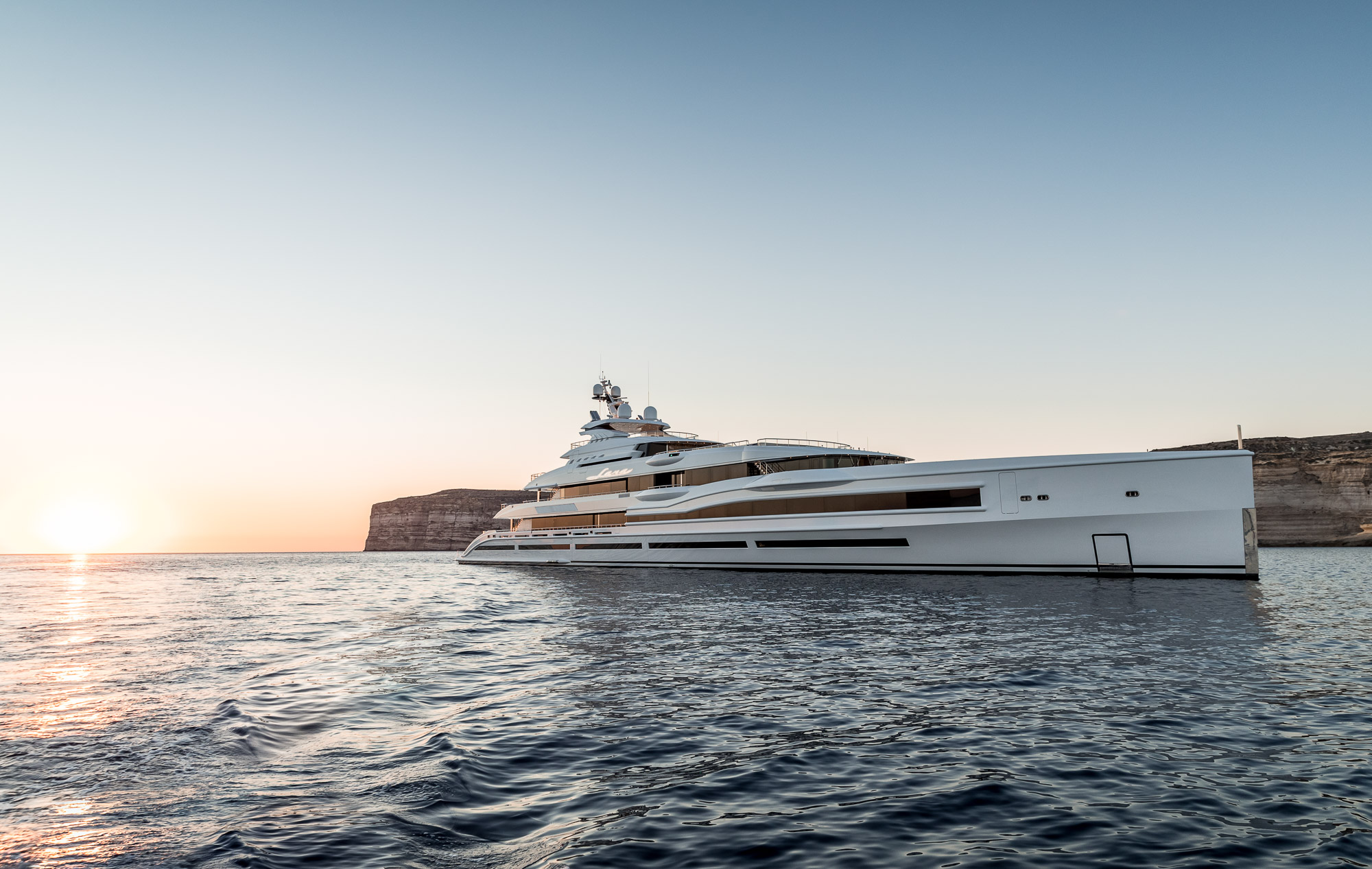 Mega yacht LANA .jpg
