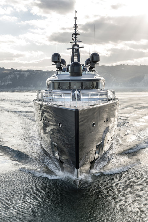 Mega yacht OKTO - Isa Yachts.jpg