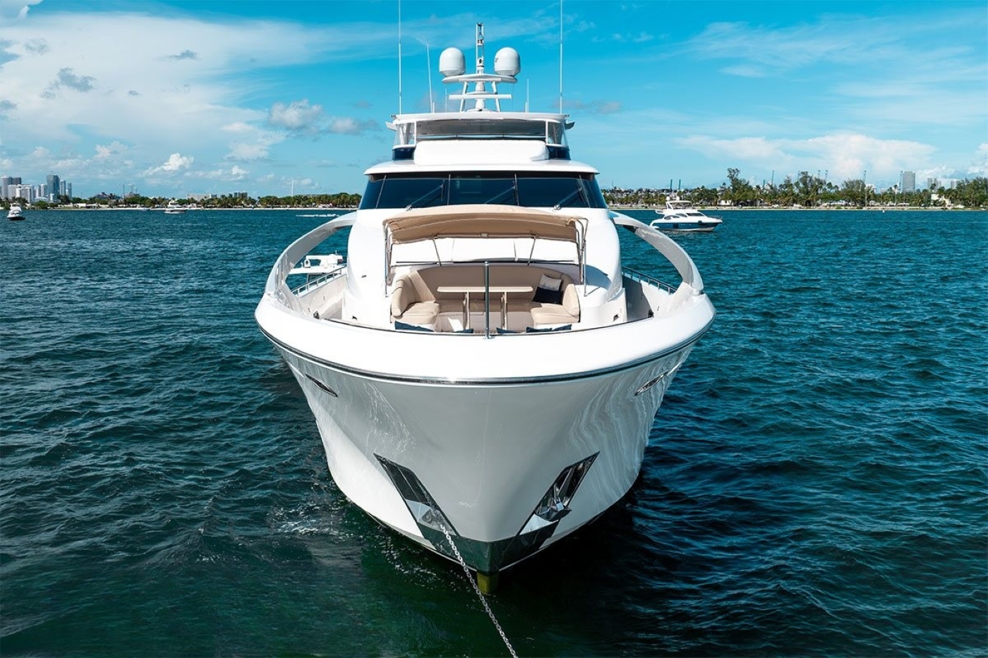 Motor Yacht HAPPY HOUR.jpg