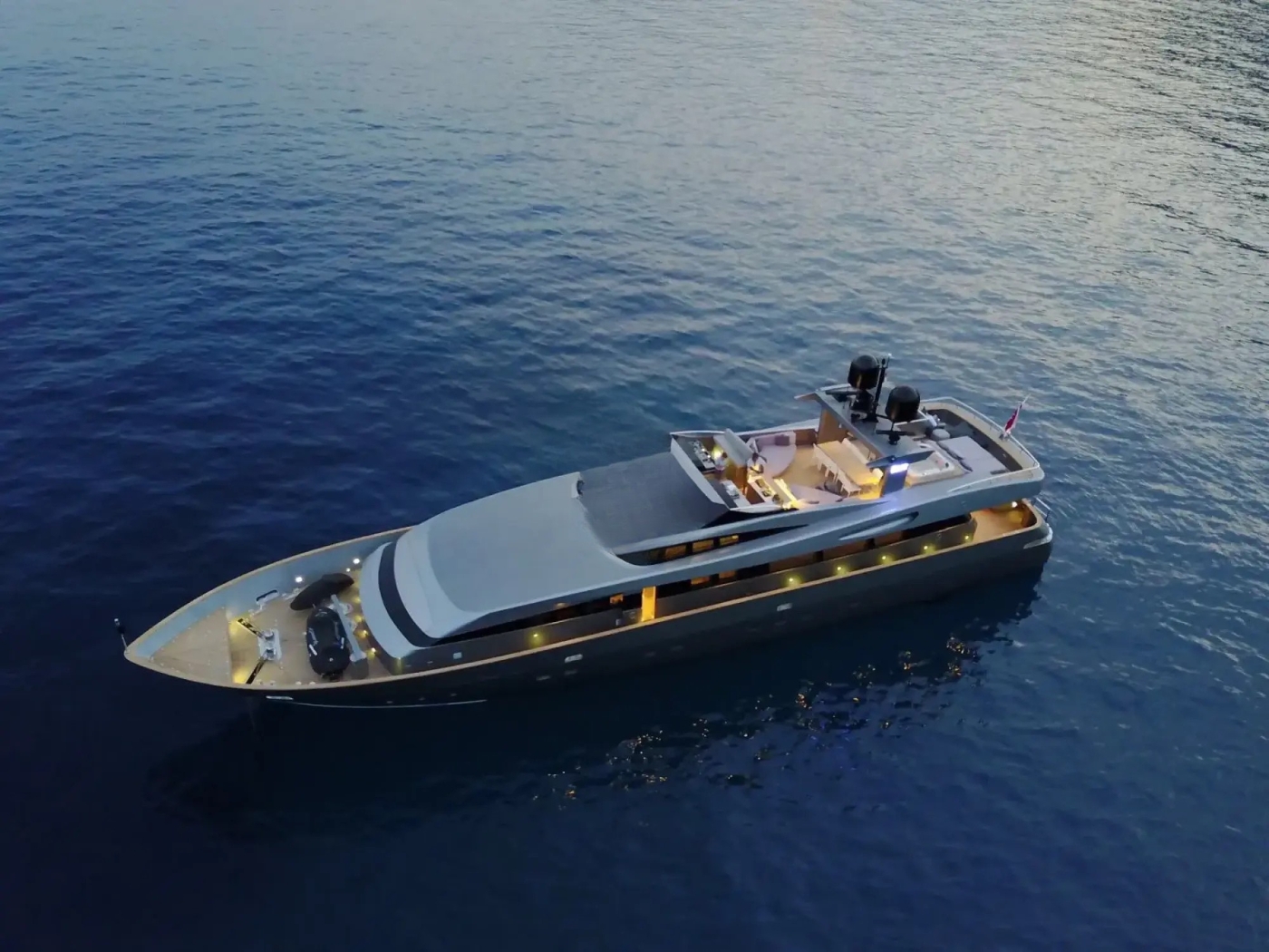 Motor Yacht IROCK.jpg