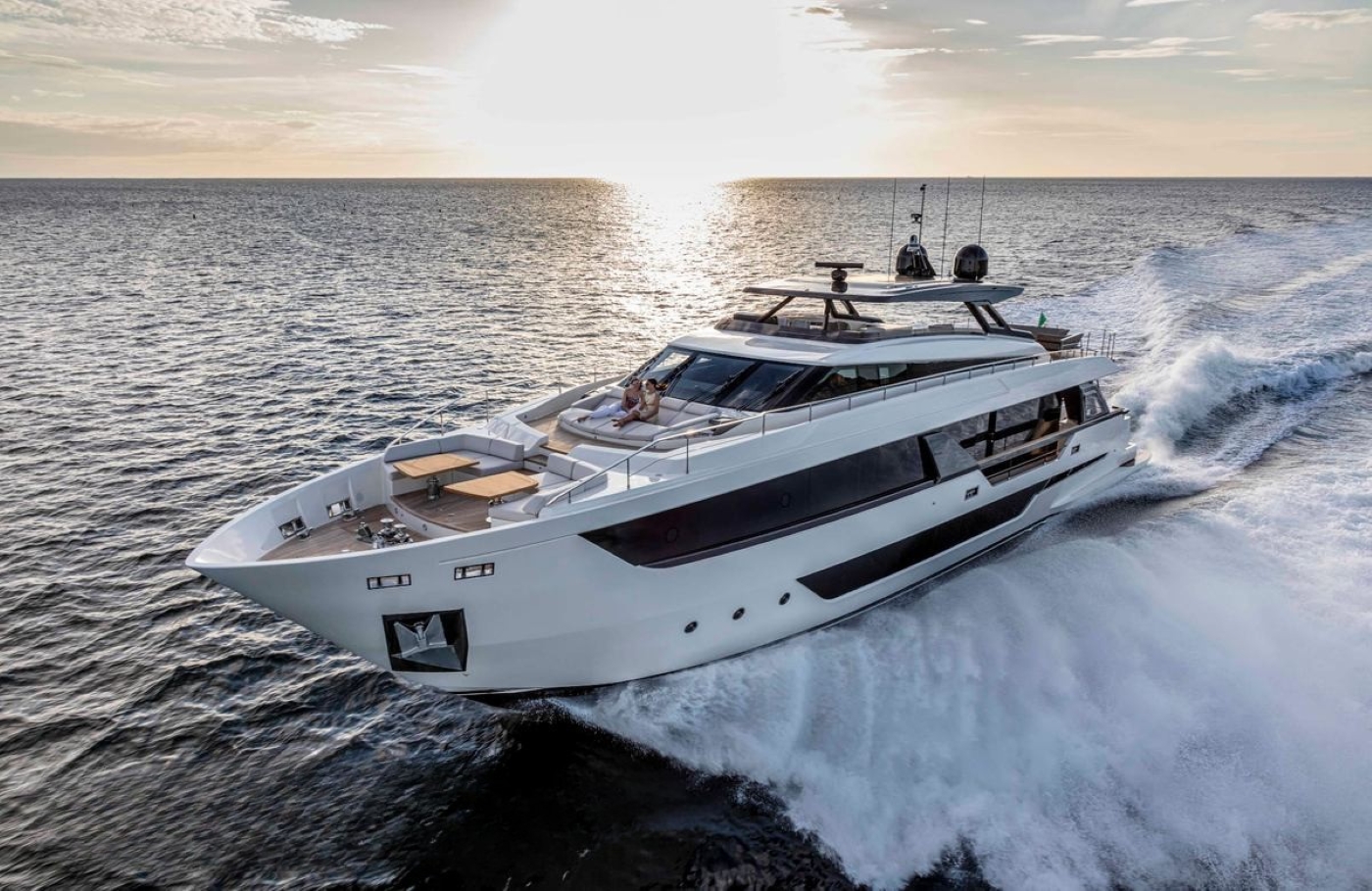 Motor Yacht NAILU +.jpg