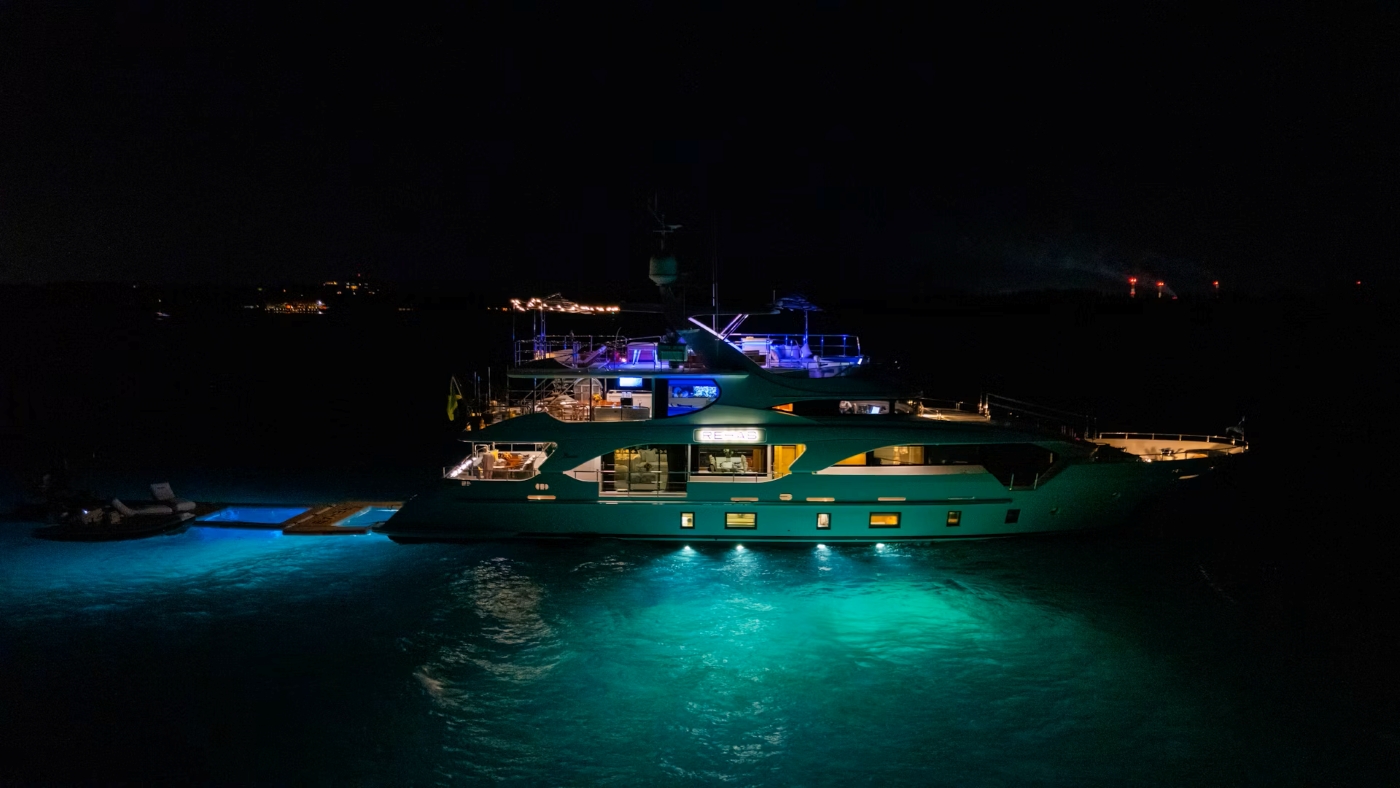 Motor Yacht REHAB.jpg