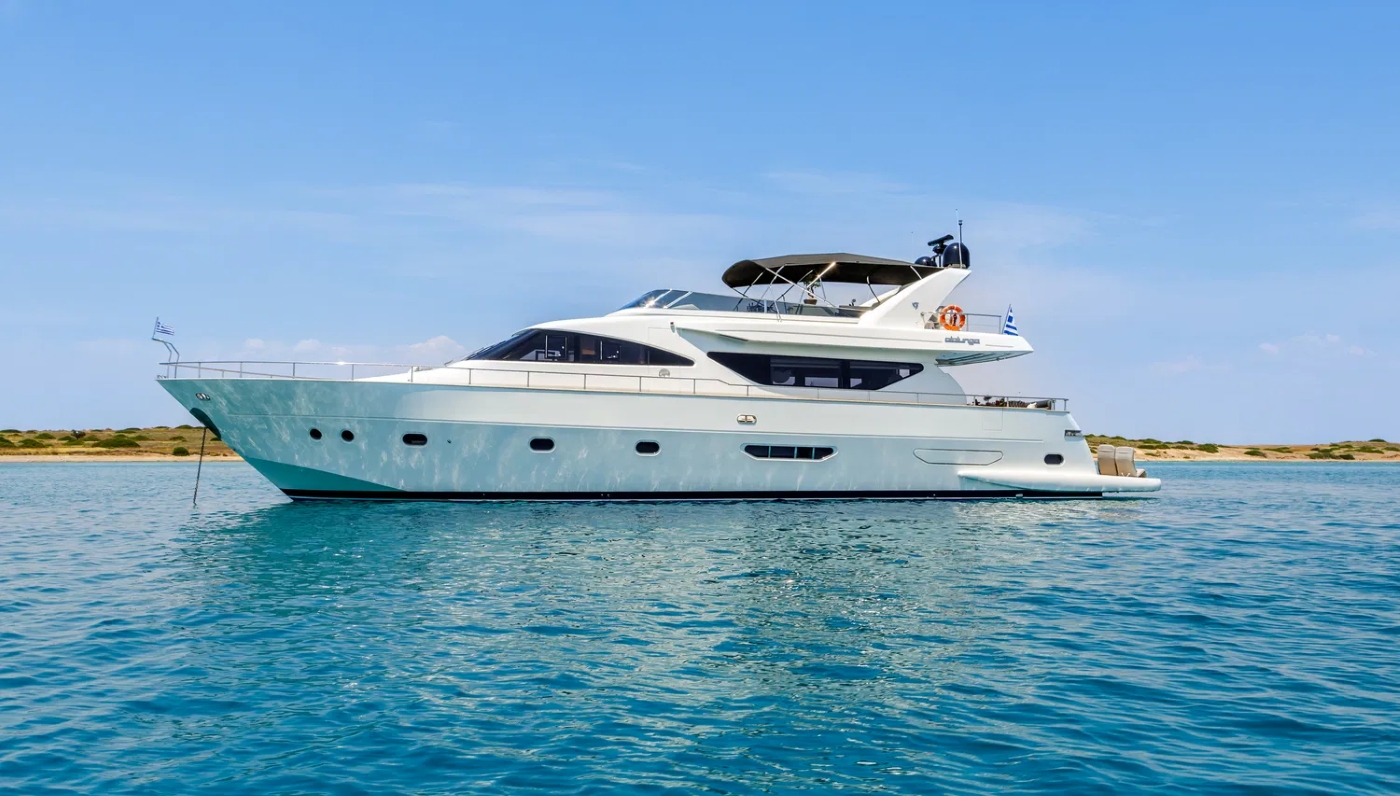 Motor Yacht SALTY.jpg