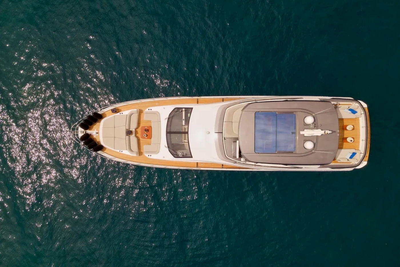 Motor Yacht Viva.jpg