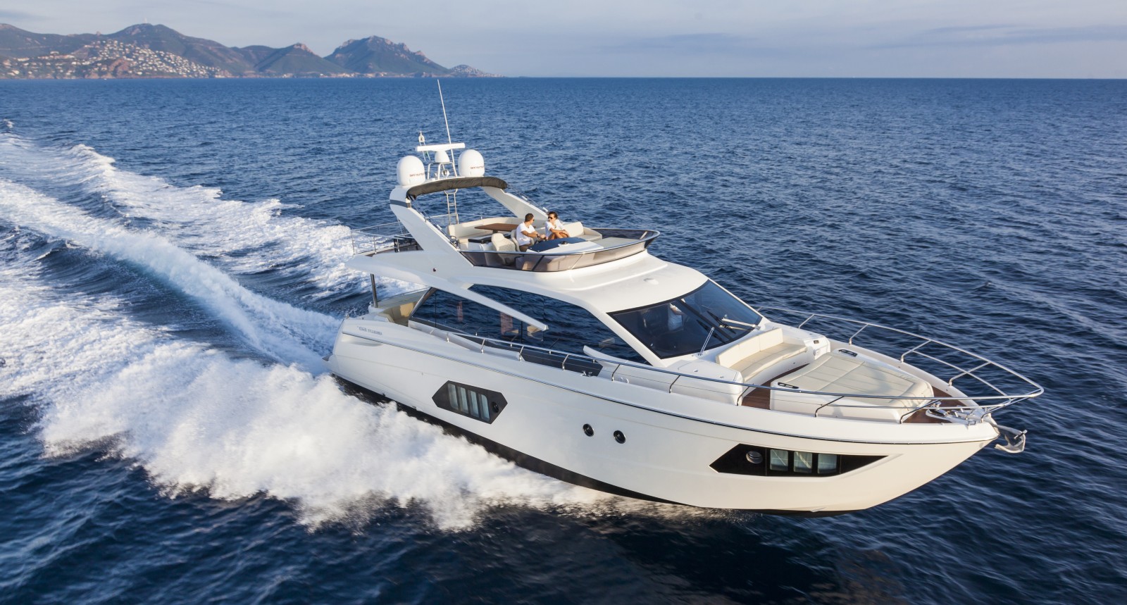 Motor yacht ABSOLUTE.jpg