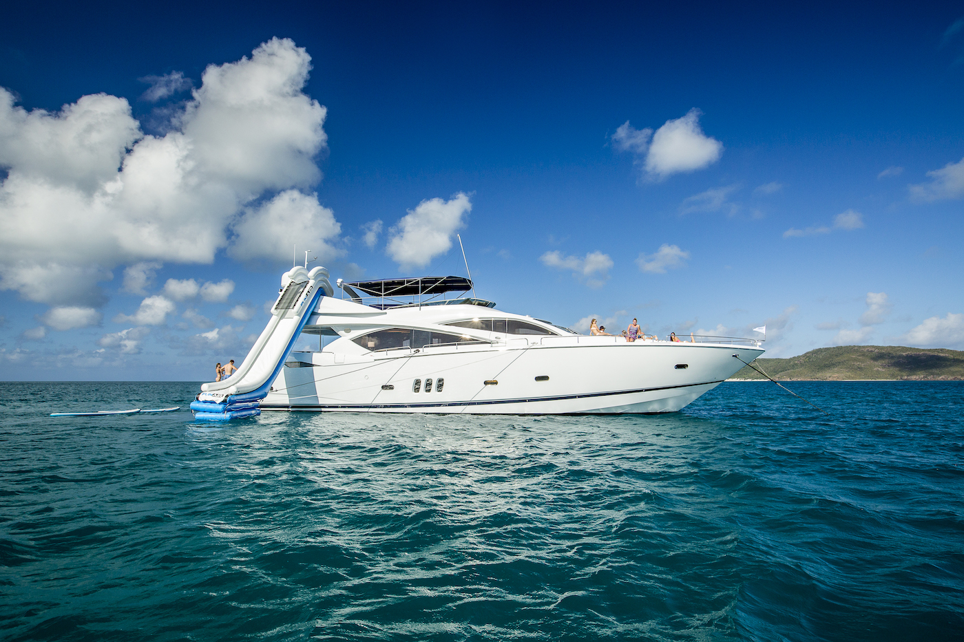 Motor yacht ALANI with a water slide  .jpg