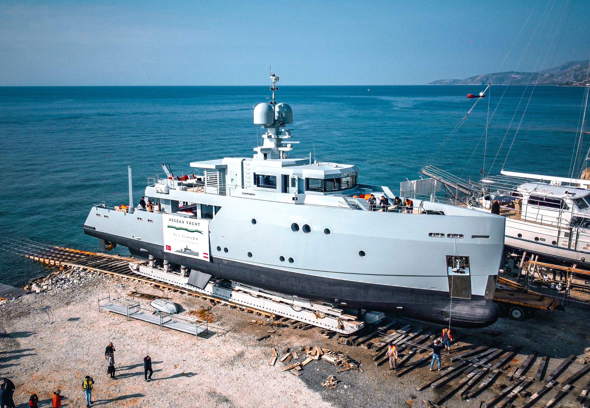 Motor yacht CARMENT launching.jpg